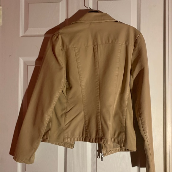 leather jacket - Picture 4 of 4